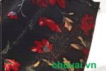 Vải xốp thái - Màu đen bông đỏ - Khổ 1.5 mét