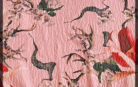 Vải xốp (X108010) - Màu hồng hoạ tiết hoa lá - Khổ 1.5/1.6 mét
